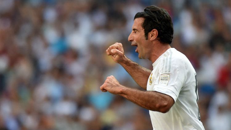 Eks pemain Barcelona dan Real Madrid, Luis Figo. Copyright: © GERARD JULIEN/AFP/Getty Images