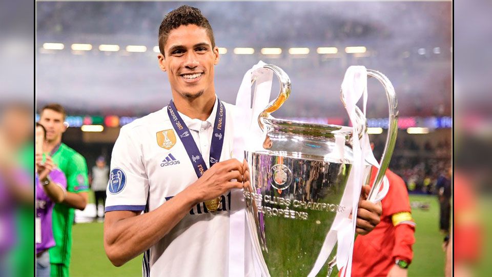 Raphael Varane, bek tengah Real Madrid. Copyright: © Twitter Squawka