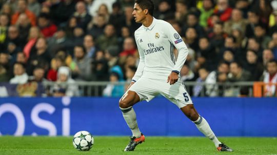 Raphael Varane, bek tengah Real Madrid. Copyright: © getty images