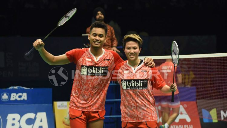 Tontowi Ahmad/Liliyana Natsir meraih gelar juara Indonesia Open 2017. Copyright: © Herry Ibrahim/INDOSPORT
