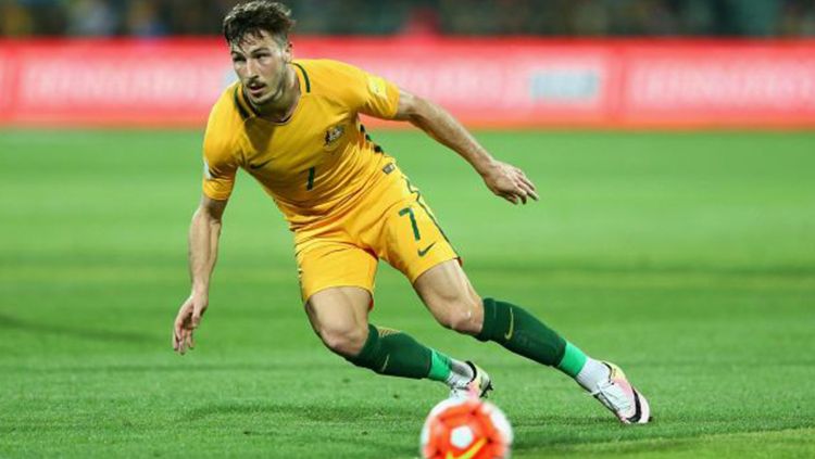 Mathew Leckie saat membela Timnas Australia. Copyright: © smh.com.au