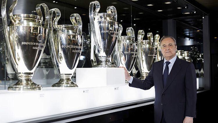 Florentino Perez harus dipecat jika Real Madrid ingin berbaikan dengan UEFA dan ikut Liga Champions lagi. Copyright: © getty images