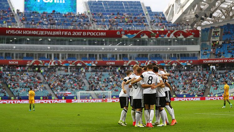 Para pemain Jerman merayakan gol. Copyright: © Getty Images