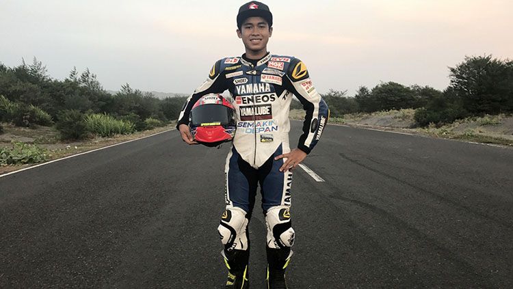 Galang Hendra Pratama akan mengaspal di kejuaraan balap motor dunia usai resmi naik kasta ke World Supersport (WorldSSP) 2020 bersama tim bLU cRU Yamaha. Copyright: © Yamaha Racing Indonesia