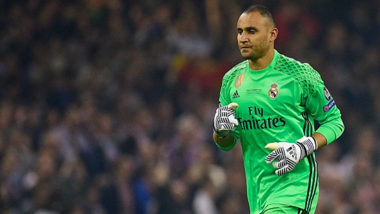 Penjaga gawang Real Madrid, Keylor Navas dikabarkan akan meninggalkan Santiago Bernabeu pada musim depan. Copyright: © getty images