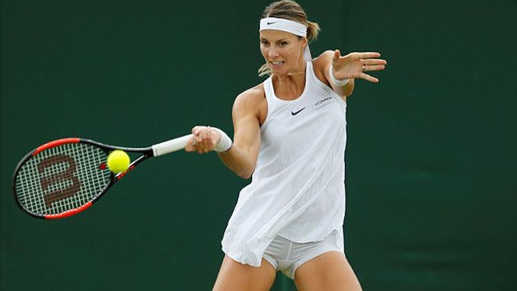 Mandy Minella ketika sedang berlaga di Wimbledon. Copyright: © Daily Mail.