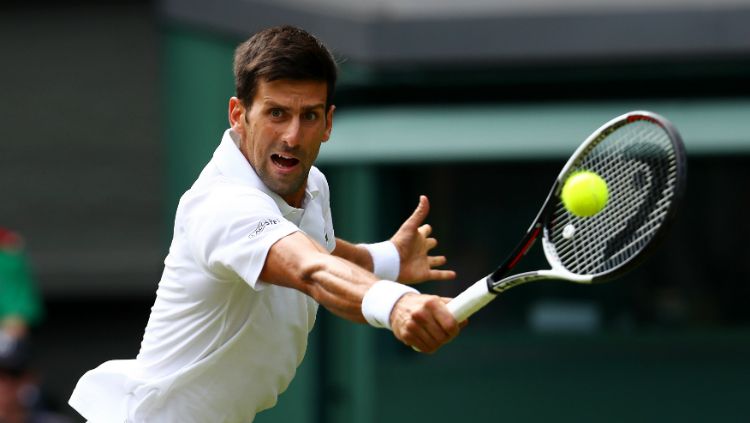 Novak Djokovic di babak pertama Wimbledon 2017. Copyright: © INDOSPORT