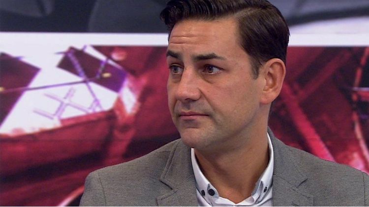 Mantan pesepakbola Inggris, Andy Woodward. Copyright: © BBC