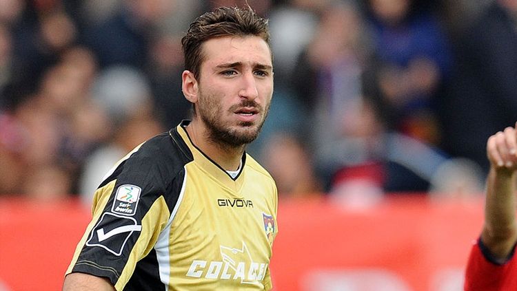 Antonio Donnarumma saat berseragam Genoa tahun 2012 silam. Copyright: © Getty Images