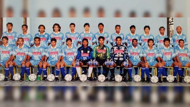 Skuat Arseto FC  musim 1997/98. Copyright: © wong-sangar.blogspot.co.id