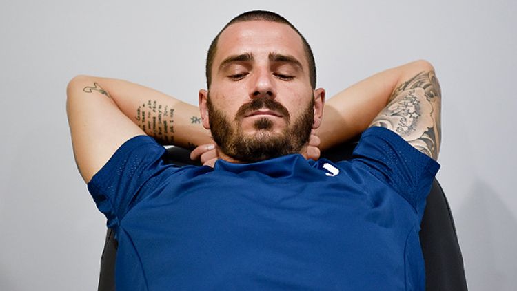 Leonardo Bonucci jalani tes medis. Copyright: © INDOSPORT