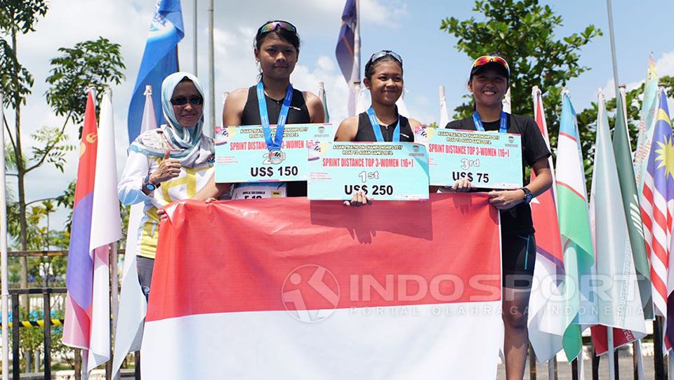 Indonesia berjaya di rangkaian kejuaraan Asian Triathlon Championship (ASTC) 2017, Minggu (23/07/17). Copyright: © Muhammad Effendi/Indosport.com