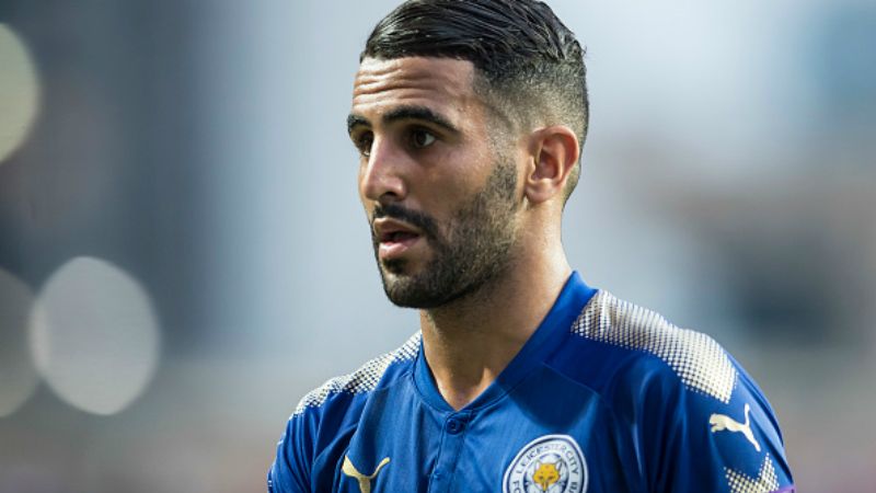 Riyad Mahrez, gelandang serang Leicester City. Copyright: © INDOSPORT