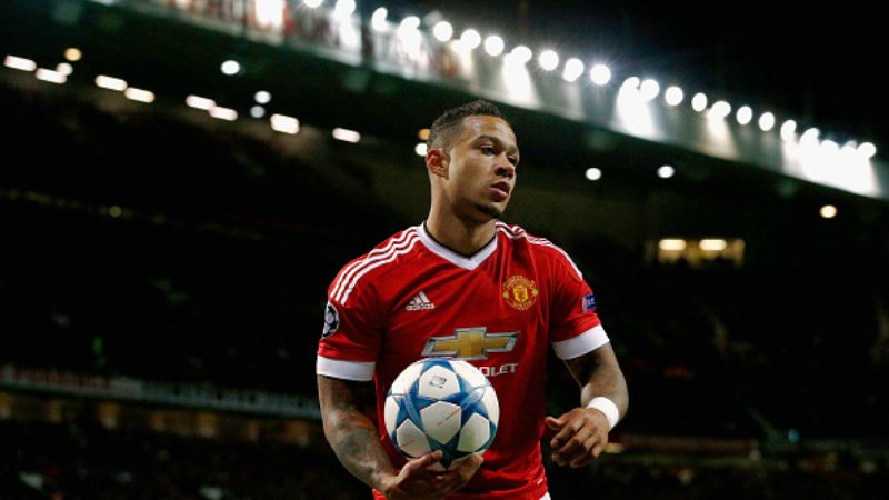 Memphis Depay ketika memperkuat Manchester United. Copyright: © INDOSPORT