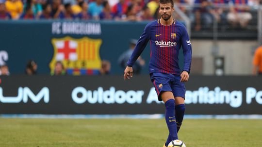 Gerard Pique, bek tengah Barcelona. Copyright: © INDOSPORT