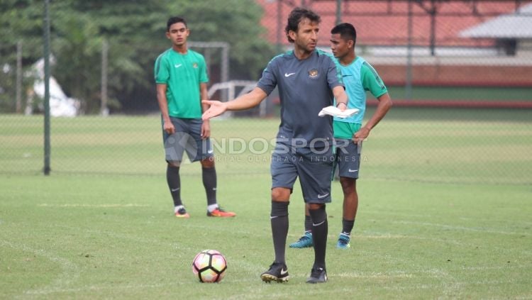 Latihan terakhir Timnas U-22. Copyright: © Herry Ibrahim/Indosport.com