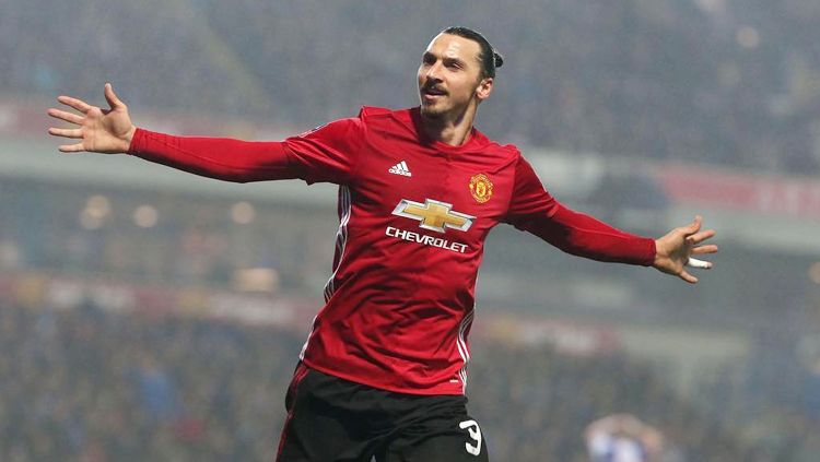 Zlatan Ibrahimovic selebrasi saat bersama Man United. Copyright: © Getty Images