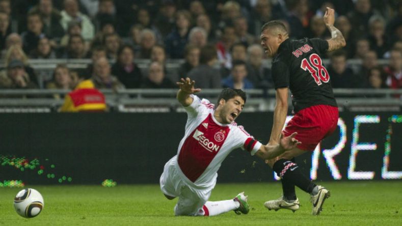 Luis Suarez saat masih membela Ajax Amsterdam. Copyright: © Getty Images