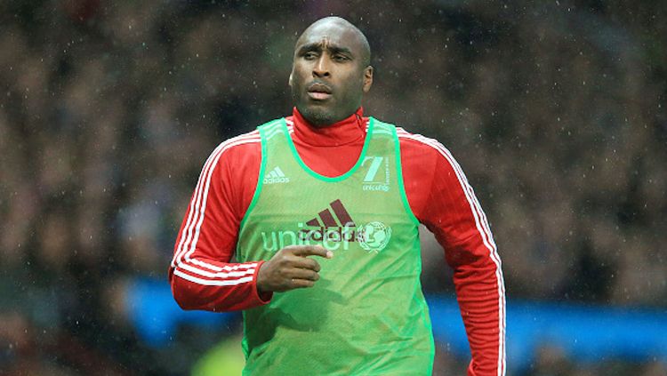 Sol Campbell, salah satu legenda Timnas Inggris. Copyright: © Getty Images