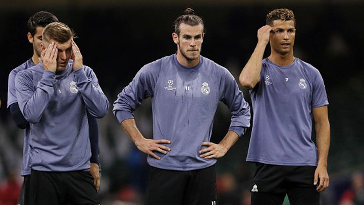 Toni Kroos, Gareth Bale, dan Cristiano Ronaldo saat di Real Madrid. Copyright: © Getty Images