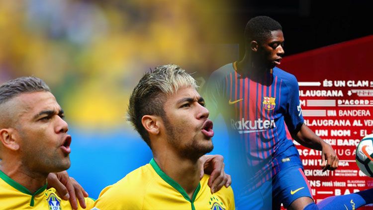 Neymar dan Dani Alves memamerkan skill di kamar ganti Timnas Brazil pasca juggling buruk Ousmane Dembele bersama Barcelona. Copyright: © INDOSPORT