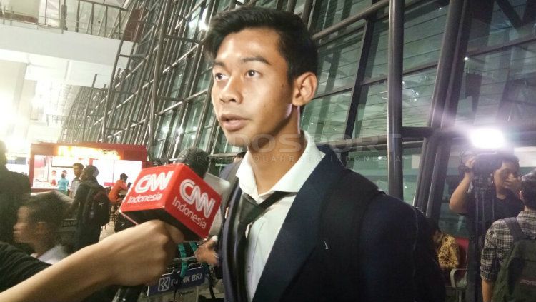 Satria Tama tiba di Bandara Soekarno-Hatta usai SEA Games 2017. Copyright: © Adiyaksa/Indosport