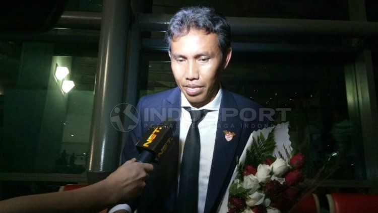 Pelatih Timnas Indonesia Bima Sakti menilai timnya sudah fokus untuk menantang Singapura di laga perdana Piala AFF 2018. Copyright: © Adiyaksa/Indosport