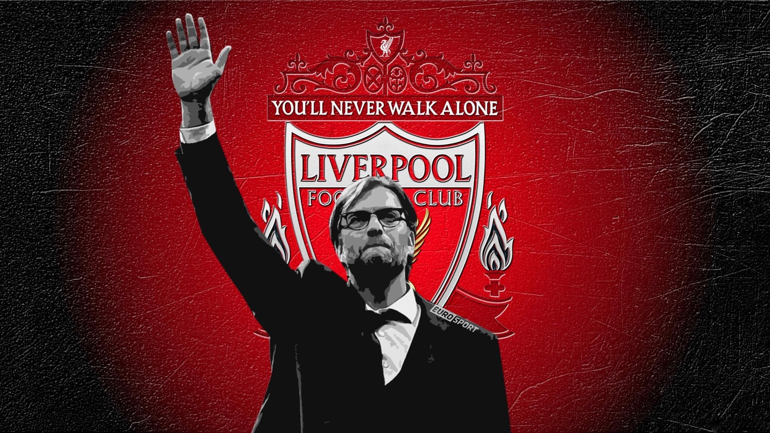 Jurgen Klopp layak dijadikan pahlawan usai sukses membawa Liverpool juara Liga Inggris dengan revolusi taktiknya. Copyright: © footyroom