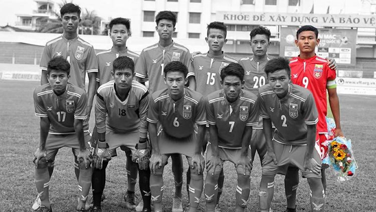 Pyae Sone Naing (merah). Copyright: © Myanmar Football Federation