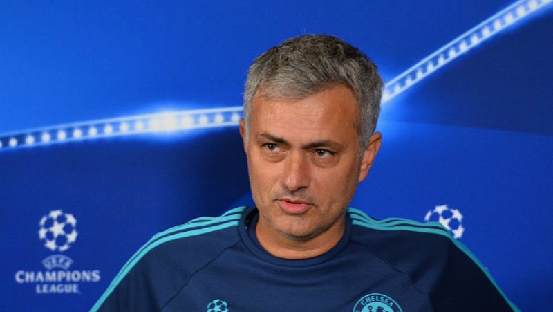Jose Mourinho dalam konferensi pers Liga Champions. Copyright: © getty images