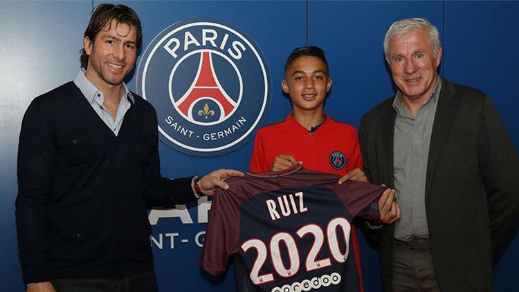 Chelsea baru-baru ini dikabarkan sedang dalam pembicaraan dan siap membajak wonderkid PSG, Kays Ruiz-Atil. Copyright: © sport.es