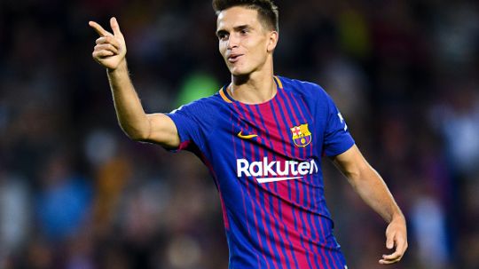 Selebrasi dari pemain Barcelona, Denis Suarez usai mencetak gol ke gawang Eibar. Copyright: © getty images