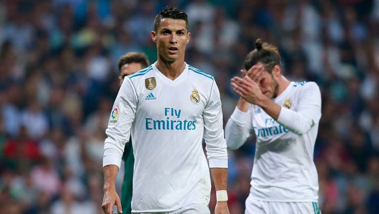Real Madrid kembali gagal meraih poin penuh di kandang sendiri. Copyright: © Indosport.com