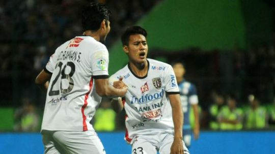 I Made Andika di laga Bali United vs Arema FC. Copyright: © bola.com