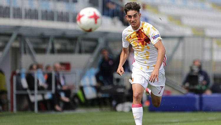 Pemain muda Valencia Mestalla, Ferran Torres. Copyright: © dailymail.co.uk