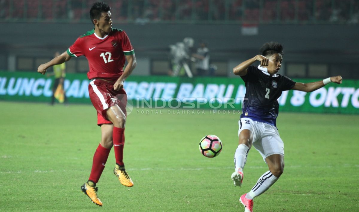 Lerby Eliandry menjadi pencetak gol perdana bagi Timnas Indonesia saat melawan Kamboja. INDOSPORT/Herry Ibrahim Copyright: © INDOSPORT/Herry Ibrahim