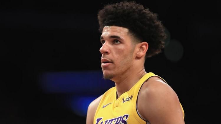 Pemain LA Lakers, Lonzo Ball hari ini berulang tahun. Copyright: © Indosport