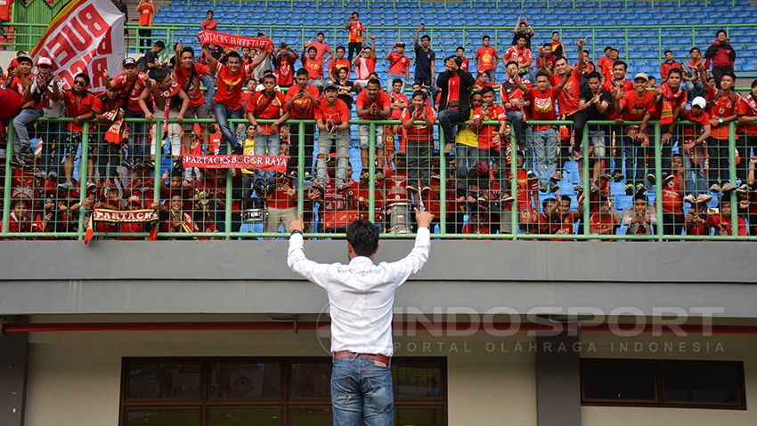 Nilmaizar sudah tidak lagi menangani Semen Padang. Copyright: © Taufik Hidayat/Indosport.com