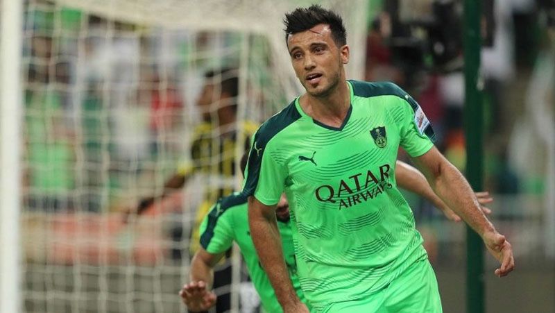 Omar Al Somah, bintang Timnas Suriah. Copyright: © sandalsforgoalposts.com