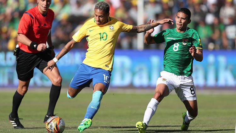 Neymar saat memperkaut Brasil melawan Bolivia. Copyright: © Twittr/@CBF_Futebol