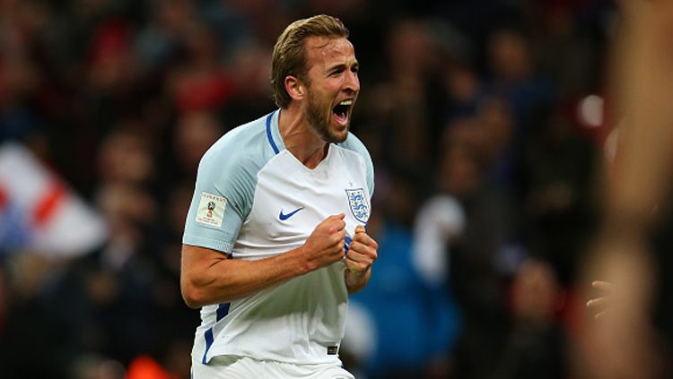 Harry Kane jadi sasaran fans Timnas Inggris yang murka dengan performanya di laga Euro 2020 kontra Skotlandia. Copyright: © INDOSPORT