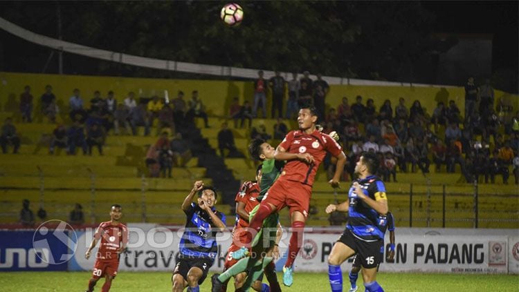 Semen Padang kembali tertahan saat menghadapi Madura United. Copyright: © INDOSPORT/Taufik Hidayat