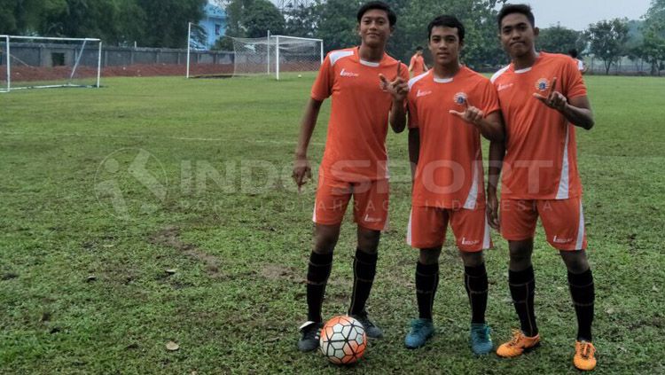 Desly Nur Romadhiance, Rasyid Ridha, dan Ammarsyahdi (Persija). Copyright: © Muhammad Adiyaksa/INDOSPORT