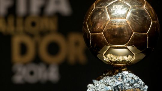 Trofi Ballon D'or. Copyright: © Indosport