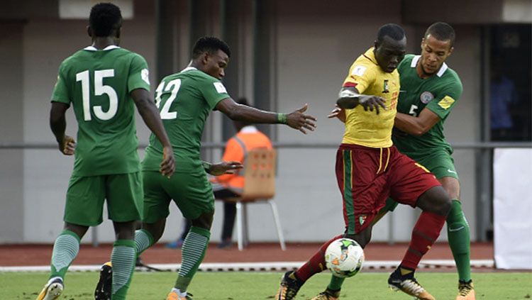 Timnas Kamerun bersua dengan Nigeria dalam babak Kualifikasi Piala Dunia 2018. Copyright: © INDOSPORT