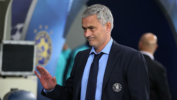 Jose Mourinho saat masih menjadi pelatih Chelsea. Copyright: © INDOSPORT