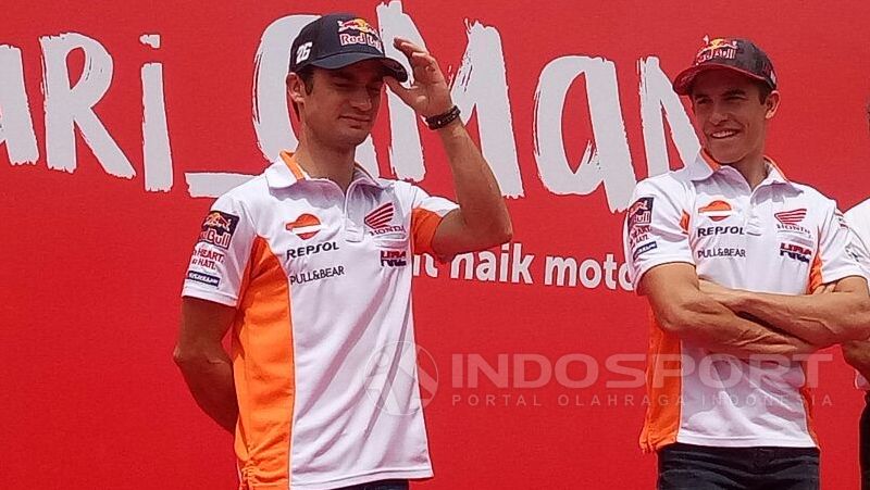 Absennya Marc Marquez disebut Dani Pedrosa membuka peluang pembalap-pembalap MotoGP 2020 bisa rebut podium juara. Copyright: © Annisa Hardjanti/Indosport.com