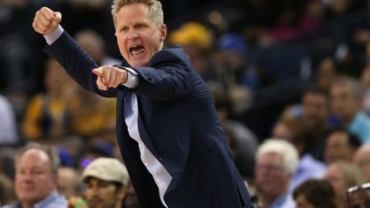 Steve Kerr, pelatih Golden State Warriors Copyright: © INDOSPORT