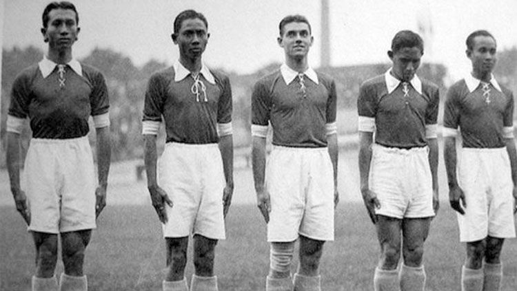 Timnas Hindia Belanda saat Piala Dunia 1938 silam. Copyright: © viva.co.id