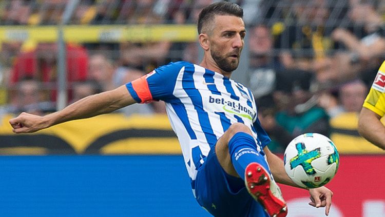 Vedad Ibisevic, striker dan kapten Hertha Berlin. Copyright: © INDOSPORT